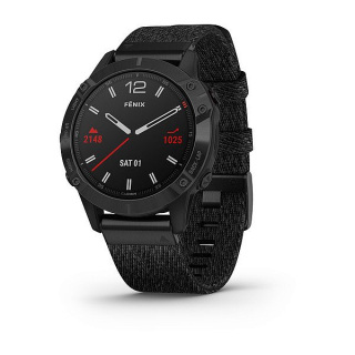 fēnix® 6 Pro and Sapphire (Revêtement en carbone amorphe noir avec bracelet en nylon noir chiné)