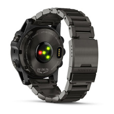 D2™ Delta PX (Bracelet en titane)