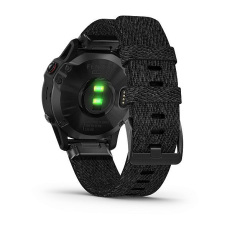 fēnix® 6 Pro and Sapphire (Revêtement en carbone amorphe noir avec bracelet en nylon noir chiné)