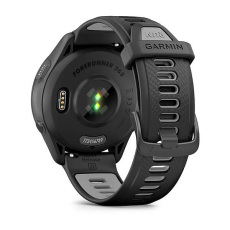 Forerunner® 265 (noire avec bracelet en silicone noir/gris)